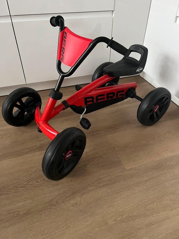 Berg buzzy als nieuw., Kinderen en Baby's, Speelgoed | Buiten | Skelters, Zo goed als nieuw, Berg, Ophalen of Verzenden