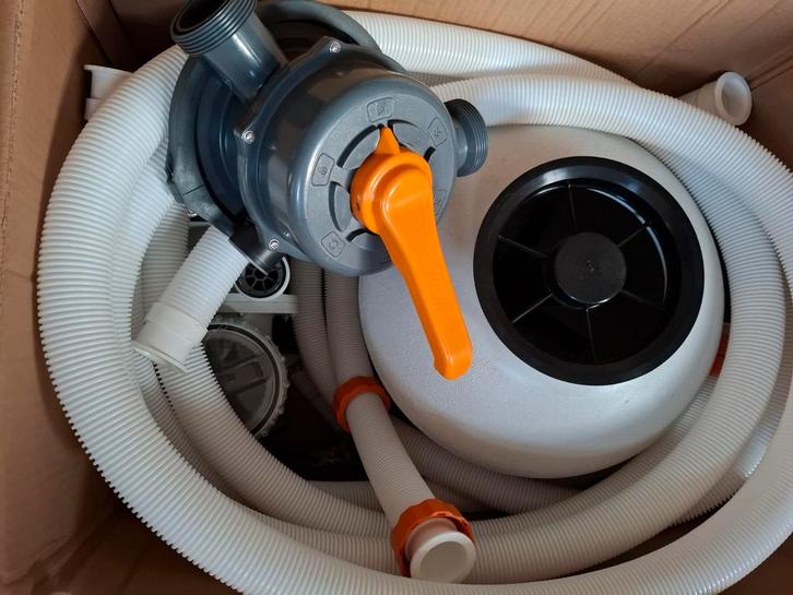 zandfilterpomp nieuw, nooit gebruikt nw. prijs € 200,- plus, Tuin en Terras, Zwembad-toebehoren, Nieuw, Zwembadpomp, Ophalen