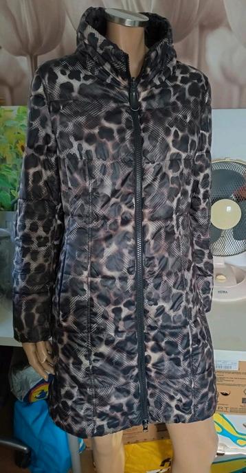 Mooie Reversible winterjas van Betty Barclay maat M 38 40  beschikbaar voor biedingen