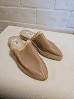 Slippers dames maat 36 Nieuw Macarena, Kleding | Dames, Schoenen, Ophalen of Verzenden, Nieuw, Slippers