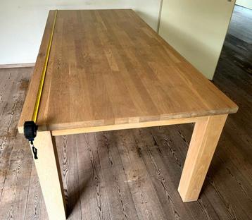 Licht eiken eettafel houten tafel dining table  beschikbaar voor biedingen