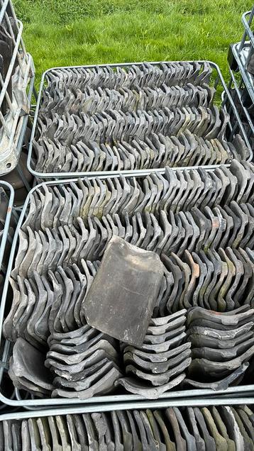 15.000x Oud Hollandse dakpannen - handvorm  beschikbaar voor biedingen