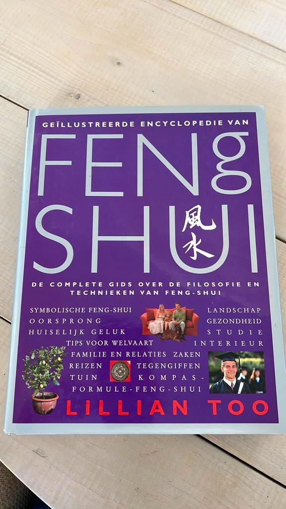 Geïllustreerde encyclopedie van Feng Shui, Boeken, Esoterie en Spiritualiteit, Zo goed als nieuw, Ophalen of Verzenden