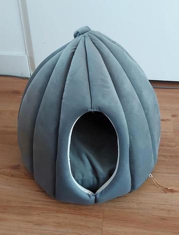 Cachet kattenhuis  beschikbaar voor biedingen