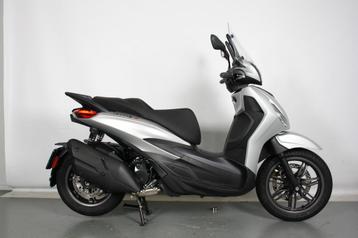 Piaggio BEVERLY 400 HPE Piaggio Beverly 400 HPE uit 2025 beschikbaar voor biedingen
