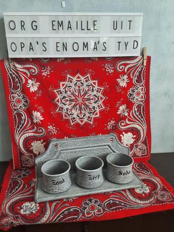 Mooie set het all oude EMAILLE  zand-zeep-soda 3 foto's  beschikbaar voor biedingen