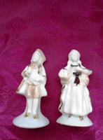 2 Oude Porseleinen beeldjes man en vrouw. Pruikentijd., Verzamelen, Beelden en Beeldjes, Ophalen of Verzenden, Zo goed als nieuw
