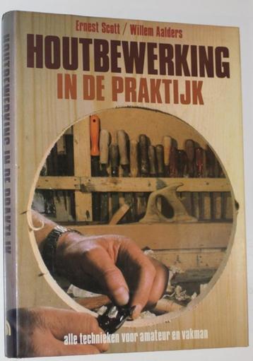 Houtbewerking in de praktijk   111399 beschikbaar voor biedingen