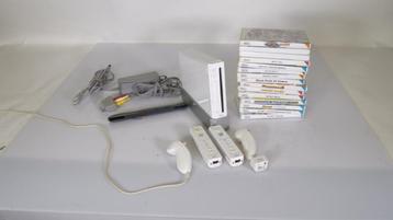 Nintendo Wii Console Set met 12 Games, 2 Controllers beschikbaar voor biedingen