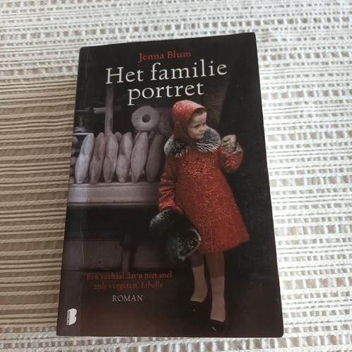 Het familie portret,  Jenna Blum, Boeken, Historische romans, Zo goed als nieuw, Ophalen of Verzenden