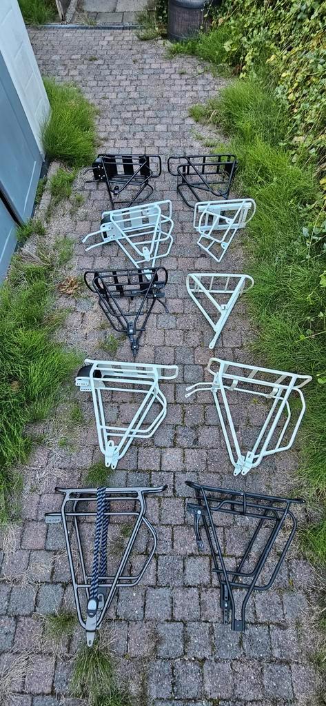 Universele bagagedragers nieuw per stuk moet nu weg, Fietsen en Brommers, Fietsaccessoires | Overige Fietsaccessoires, Nieuw, Ophalen of Verzenden