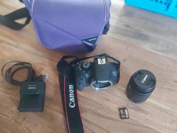 Canon EOS 700D met macrolens en 32GB SD kaart beschikbaar voor biedingen