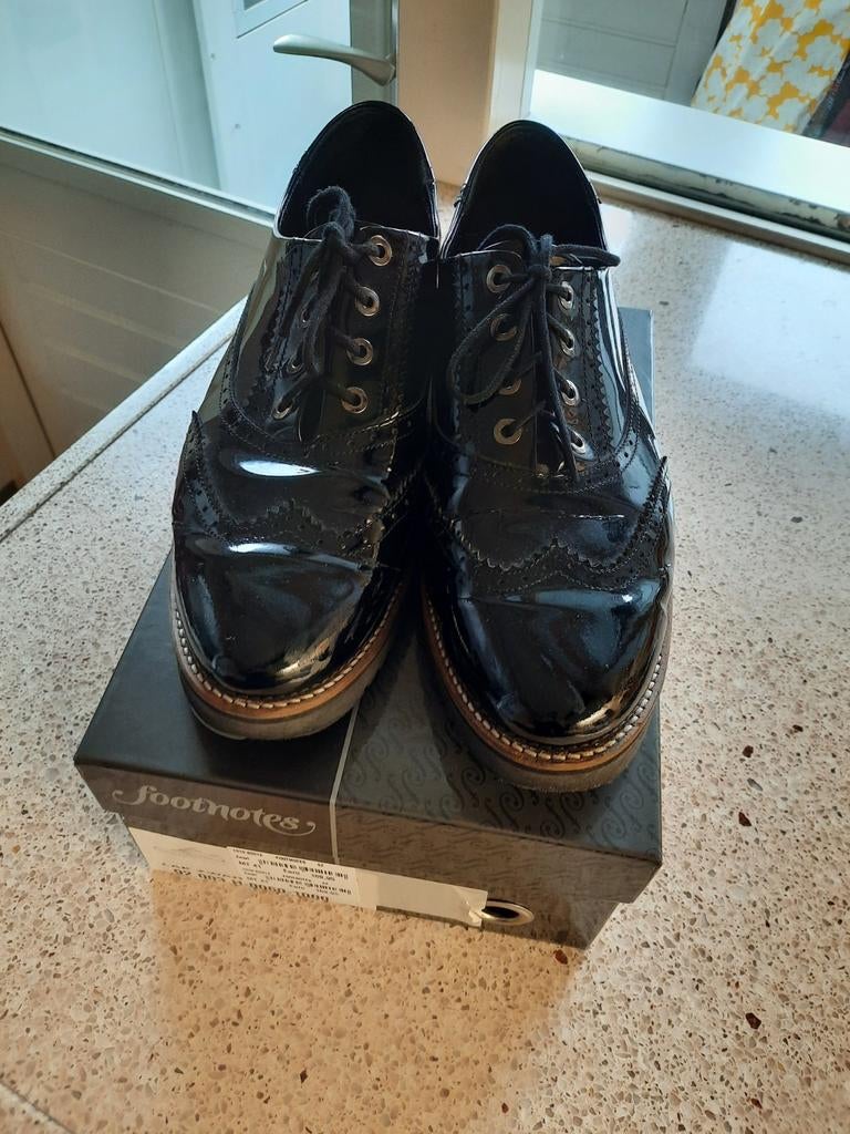 Zwarte dames lakschoenen maat 41, Ophalen of Verzenden, Zo goed als nieuw, Zwart