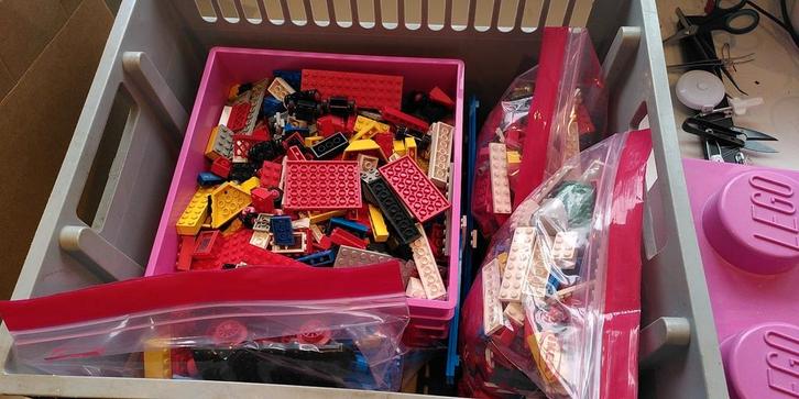Ruim 3 kilo vintage Lego, inclusief treinrails, Kinderen en Baby's, Speelgoed | Duplo en Lego, Gebruikt, Lego, Losse stenen, Ophalen of Verzenden