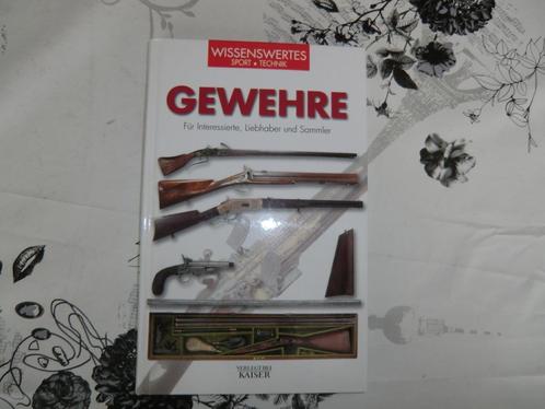Diverse wapen boeken,, Verzamelen, Militaria | Tweede Wereldoorlog, Overige soorten, Boek of Tijdschrift, Nederland, Verzenden