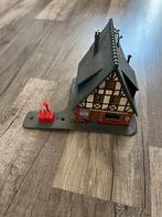 Leuk Pola huisje voor modelspoorbaan, Hobby en Vrije tijd, Modeltreinen | H0, Gebruikt, Gelijkstroom, Brug, Tunnel of Gebouw, Ophalen