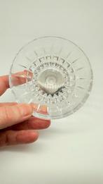 Kristallen schaaltje met zilveren voet. Hoog: 7,2 cm., Antiek en Kunst, Antiek | Goud en Zilver, Verzenden, Zilver