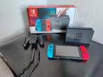 Nintendo Switch + Case, Ophalen of Verzenden, Zo goed als nieuw, Met 2 controllers, Switch Original