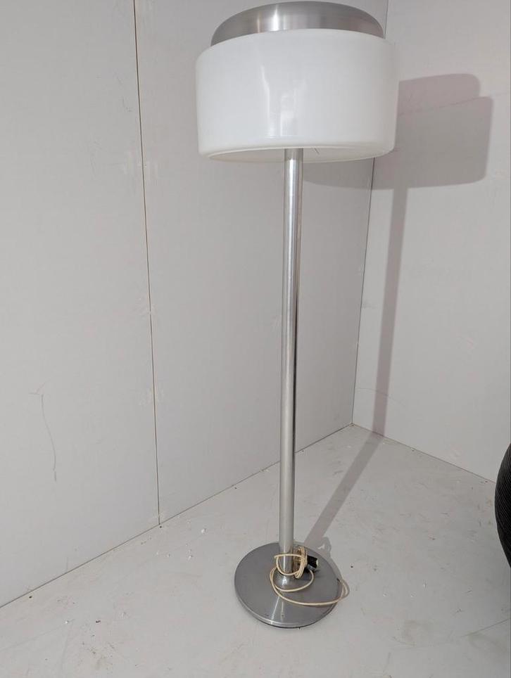 Zeldzame UFO Vloerlamp - Jaren 60/70 Design, Huis en Inrichting, Lampen | Vloerlampen, Gebruikt, Ophalen of Verzenden