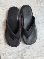 Arket leren slippers maat 39, Ophalen of Verzenden, Zo goed als nieuw, Zwart