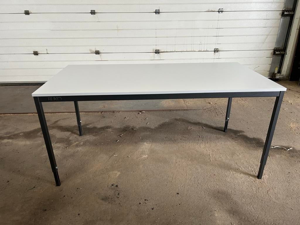 BUCO Kantoortafel, Ophalen, In hoogte verstelbaar, Gebruikt