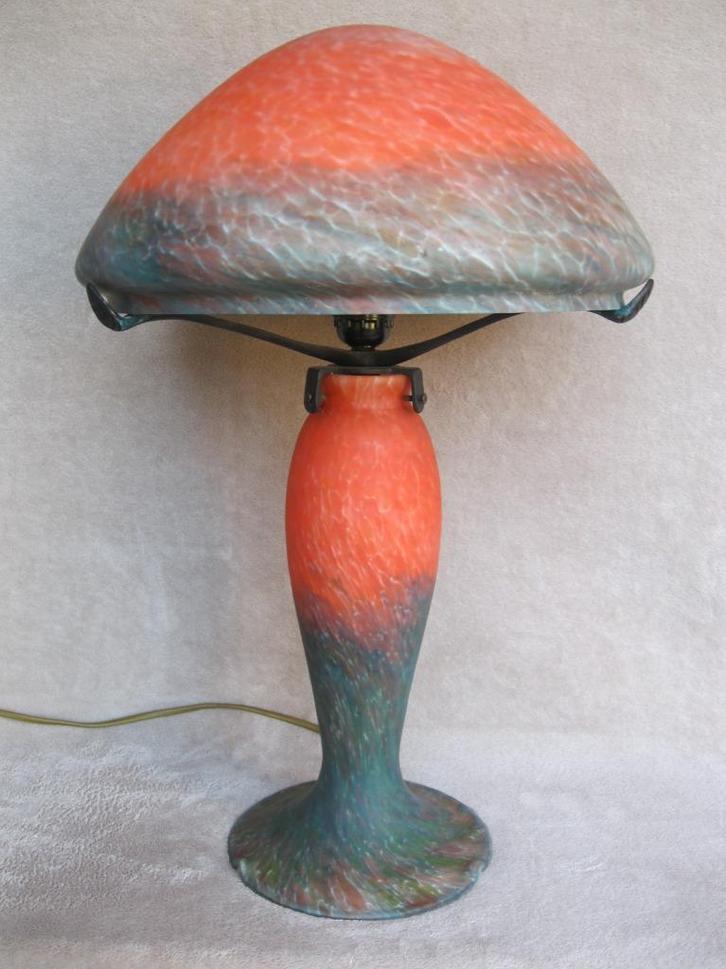 Vintage paté de verre paddenstoel mushroom lam, Antiek en Kunst, Antiek | Lampen, Ophalen