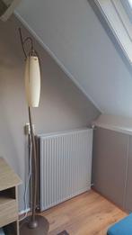 Vloerlamp met melkglas. Voorzien van een dimmer., Huis en Inrichting, Lampen | Vloerlampen, Ophalen of Verzenden, Zo goed als nieuw