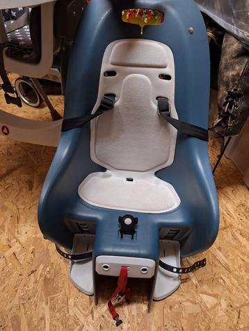 Fietsstoeltje decathlon. beschikbaar voor biedingen