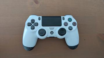 Gemodde PS4 Controller met Back Buttons & Scuff stick  beschikbaar voor biedingen