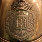 GEZOCHT. Belgische brandweer -helmen, -kepies en -sjako's., Ophalen of Verzenden, Overige soorten, Overige gebieden, Overige typen