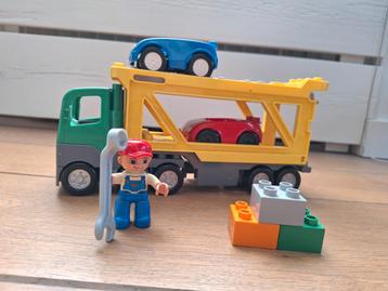 Duplo Auto Transporter met Figuren en Blokken beschikbaar voor biedingen