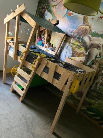 Half hoogslaper Wickey CrAzY Hutty beschikbaar voor biedingen