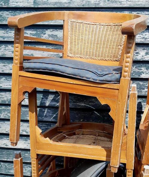 14x restaurantstoel, Huis en Inrichting, Stoelen, Gebruikt, Vijf, Zes of meer stoelen, Hout, Riet of Rotan, Stof, Bruin, Ophalen