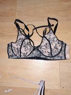 Elegante zwarte BH met bloemenprint, Kleding | Dames, Onbekend, Ophalen of Verzenden, Zwart, BH