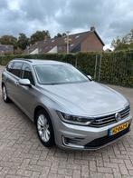 Volkswagen Passat 1.4 TSI Phev 218pk 6-DSG 2015 Grijs., Auto's, Stof, Zwart, Plug-in hybride, 1600 kg