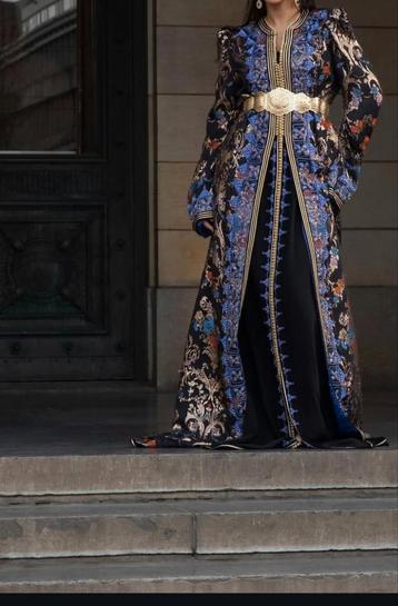 Haute couture takshita beschikbaar voor biedingen