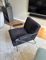 Stoel van Eleonora met zwarte ribstof, Ophalen, 75 tot 100 cm, Zo goed als nieuw, Metaal