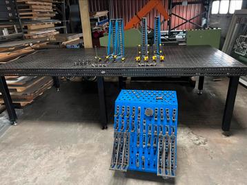 Siegmund opspantafel 3000x1500 mm gat 16 mm met gereedschap beschikbaar voor biedingen