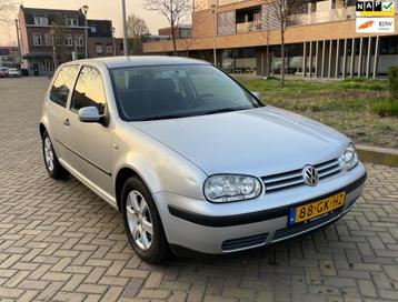 Volkswagen Golf 2.0 Trendline beschikbaar voor biedingen