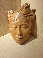 Javaans  hoofdje voor aan de wand, Ophalen of Verzenden