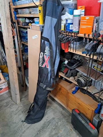 Dames ski's en schoenen.  beschikbaar voor biedingen