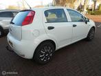 Fiat Punto 1.2 Street 5-drs AIRCO+4-CILINDER+TREKHAAK, Te koop, Geïmporteerd, 5 stoelen, 20 km/l