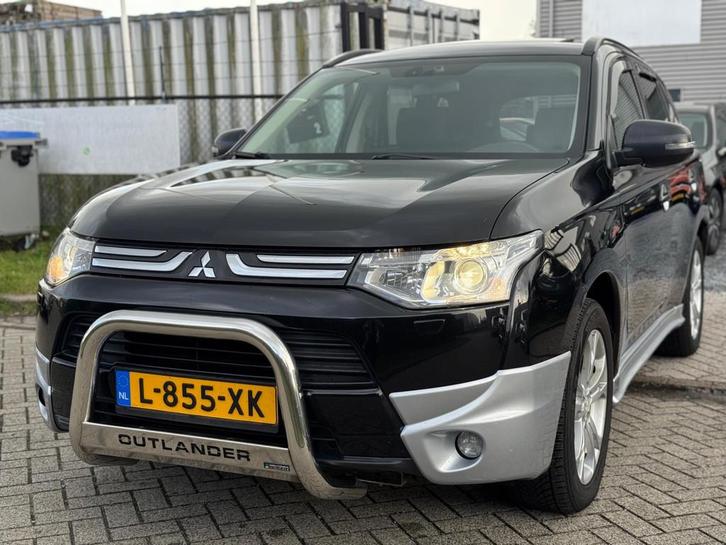 Mitsubishi Outlander 2.2 DI-D Intense+ 4WD 7 Pers Clima Came, Auto's, Mitsubishi, Bedrijf, Te koop, Outlander, 4x4, ABS, Achteruitrijcamera
