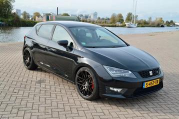 Seat Leon 1.8 FR 235pk 2015 Zwart trekhaak beschikbaar voor biedingen