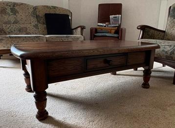 Salontafel beschikbaar voor biedingen
