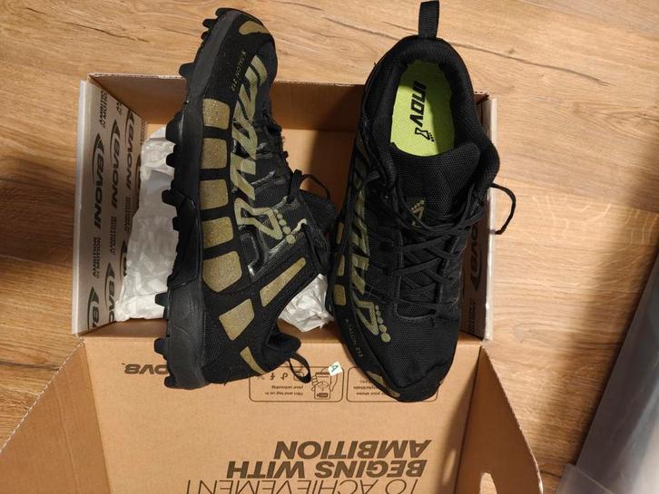 INOV8 X-Talon 212 Trail Schoen - Maat 40, Kleding | Heren, Schoenen, Gedragen, Sportschoenen, Zwart, Ophalen of Verzenden