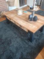Massief houten salontafel, Huis en Inrichting, Tafels | Salontafels, Ophalen, Gebruikt, 100 tot 150 cm, 50 tot 100 cm