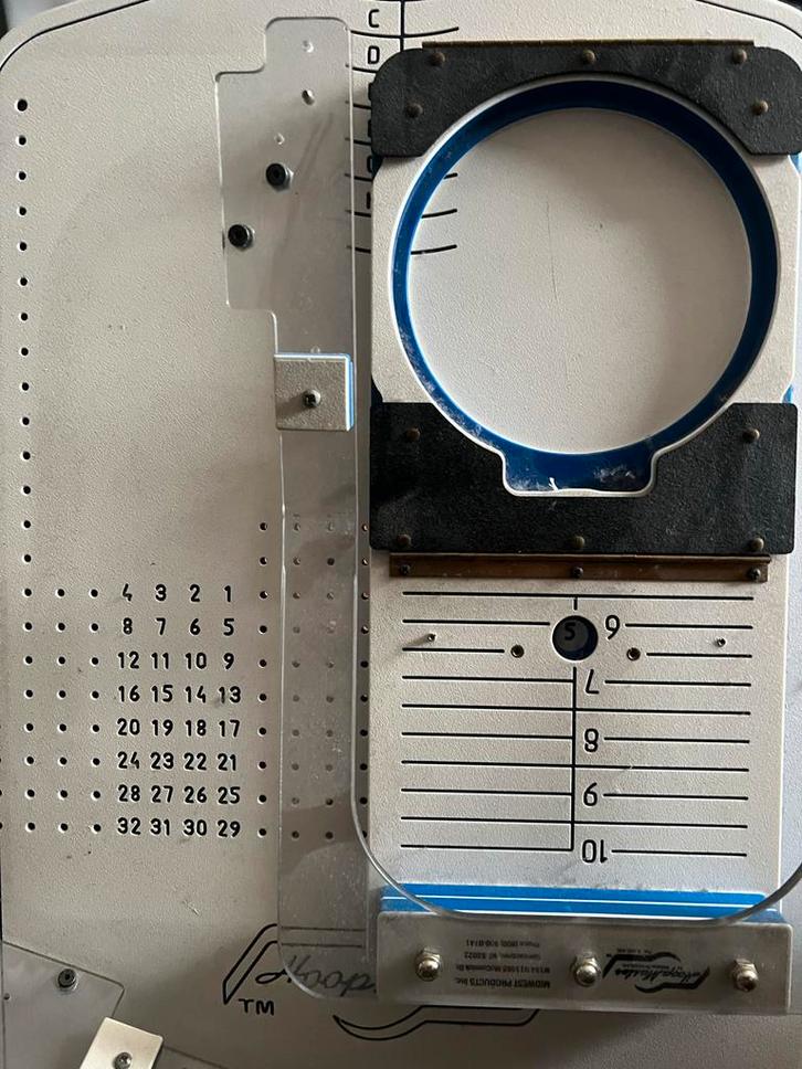 Hoopmaster station met veel Inspanringen - Borduurhulp, Hobby en Vrije tijd, Borduren en Borduurmachines, Gebruikt, Onderdeel of Toebehoren