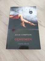 Julie Compton - Geheimen, Gelezen, Ophalen of Verzenden, Julie Compton