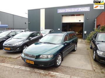 Volvo V70 2.4 Comfort Line APK TOT 08-10-2026 beschikbaar voor biedingen